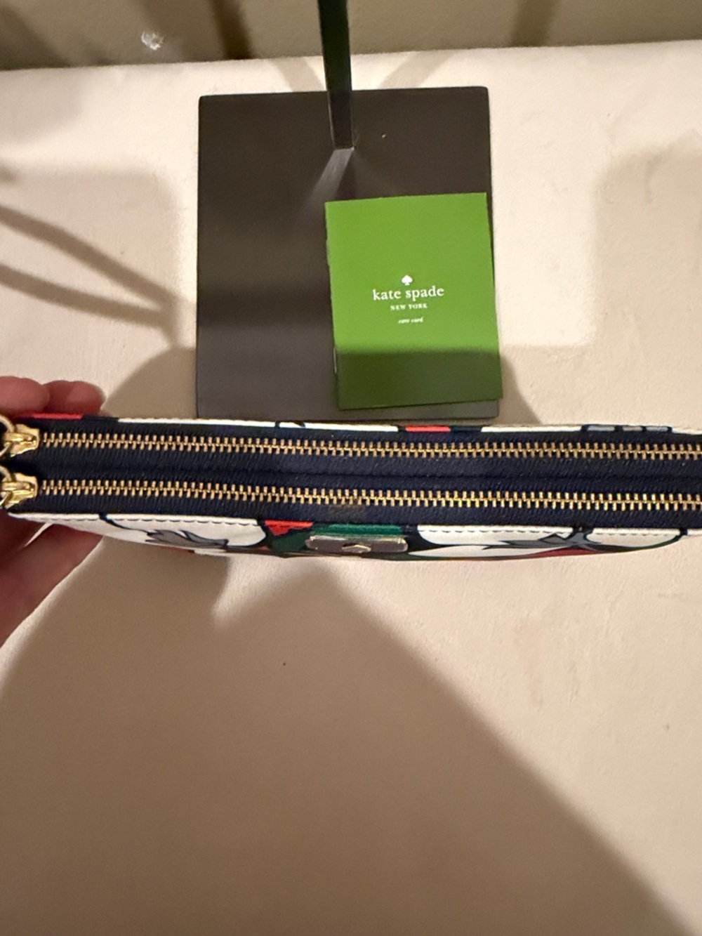 Kate Spade New York Dawn Breezy Floral Medium Double Zip Wristlet. - Picture 3 of 7